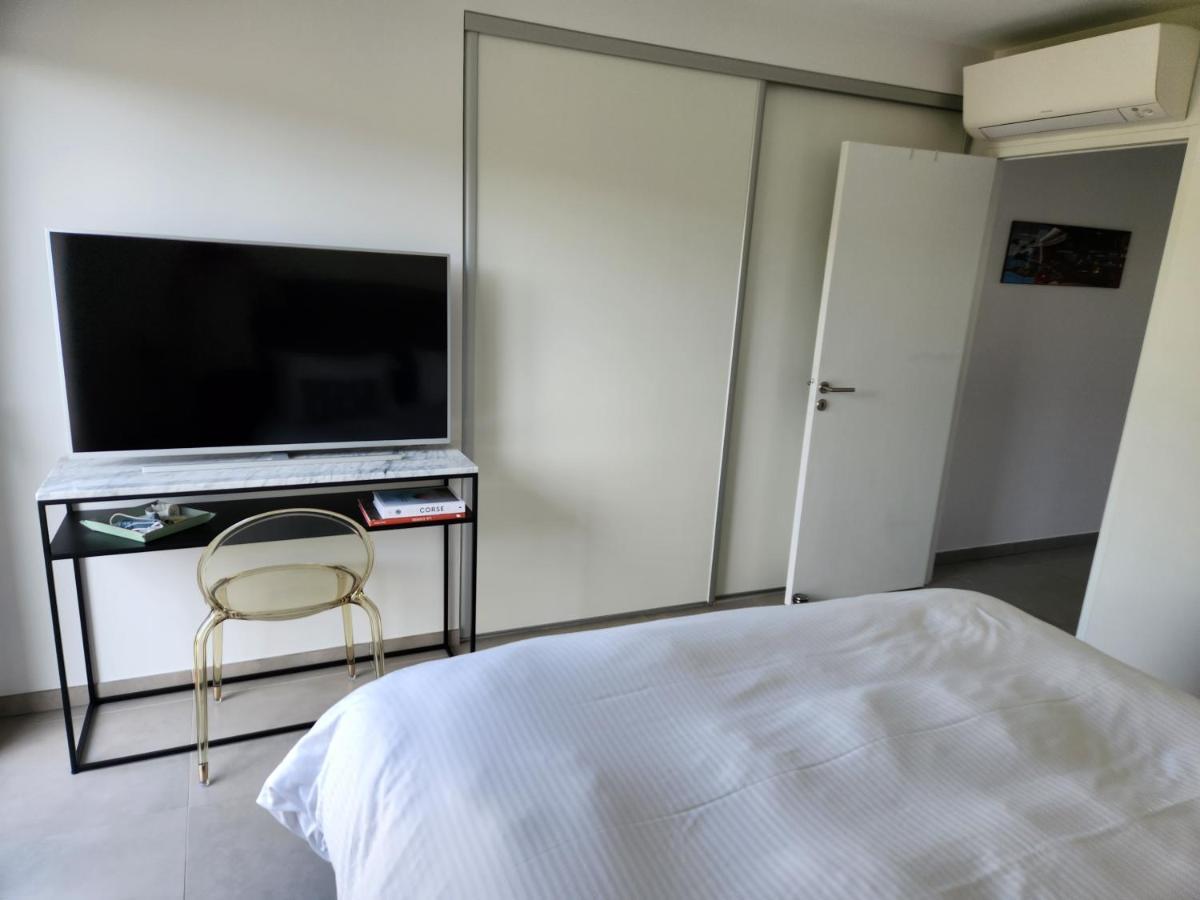 Villa Home Holiday A Cala Rossa 르씨 외부 사진